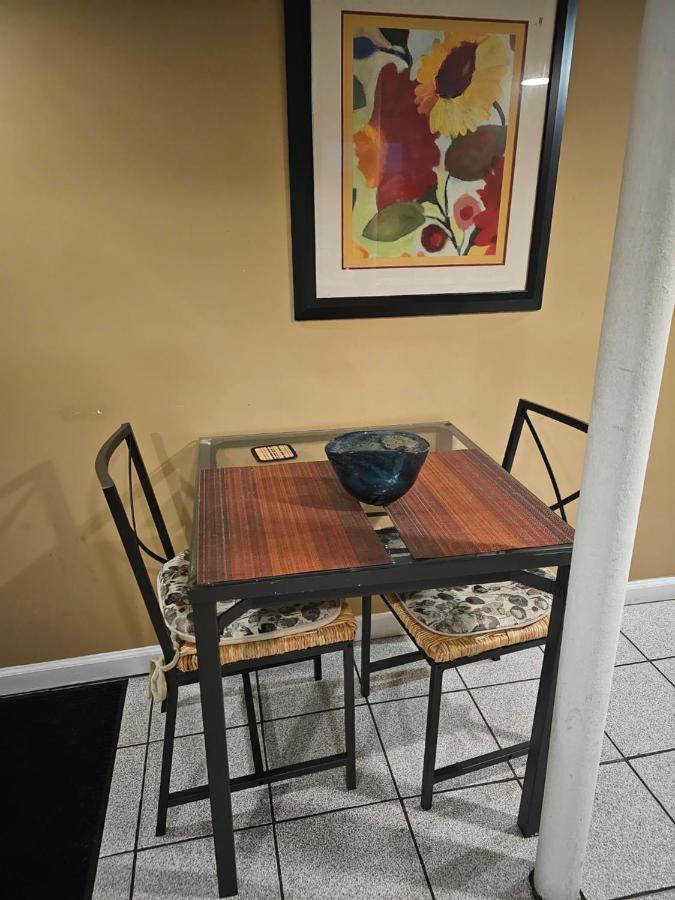 Warm Queens Apartment 5 Min From Laguardia 1 Min From Train นิวยอร์ก ภายนอก รูปภาพ
